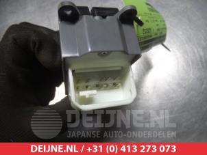 Toyota Yaris Kombischalter Fenster O312443 foto 2
