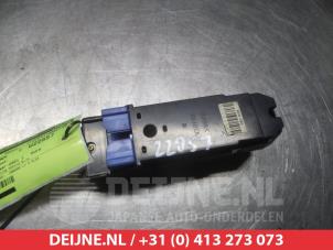 Toyota Prius Multi-functional window switch O312368 photo 2
