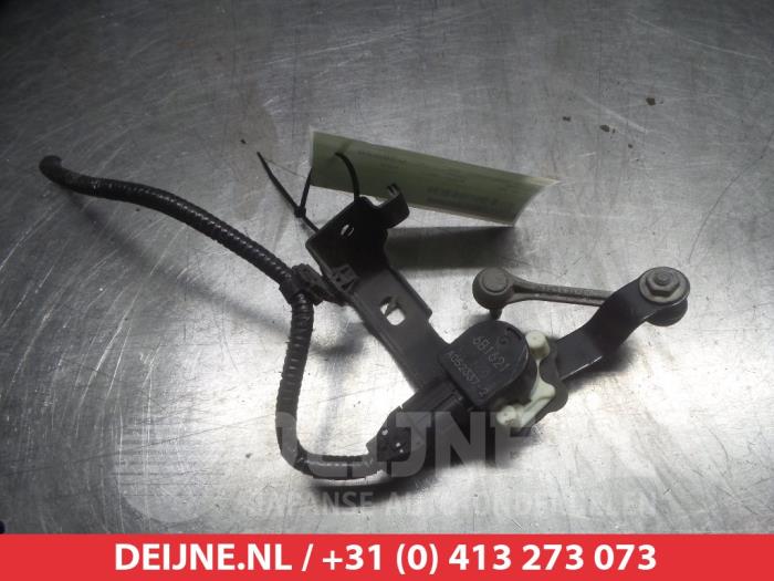 Toyota C-HR Xenon height adjustment O266920