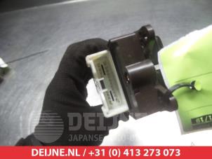 Lexus IS Multi-functional window switch O311937 photo 3