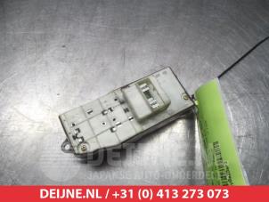 Toyota Hilux Multi-functional window switch O312402 photo 2