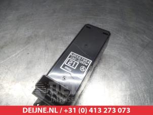 Mitsubishi L200 Multi-functional window switch O312079 photo 2