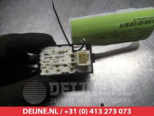 Toyota Prius Elektrisch Raam Schakelaar O311348 foto 3