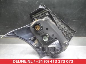 Toyota IQ Rücklicht rechts O300264 foto 2
