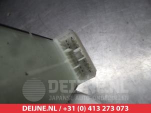 Suzuki Splash Kombischalter Fenster O312255 foto 3