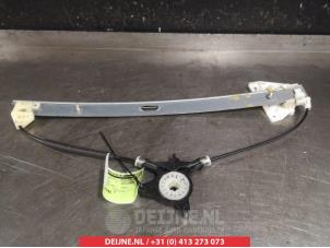 Gebruikte Raammechaniek 4Deurs rechts-voor Mazda CX-7 2.2 MZR-CD 16V Prijs € 50,00 Margeregeling aangeboden door V.Deijne Jap.Auto-onderdelen BV