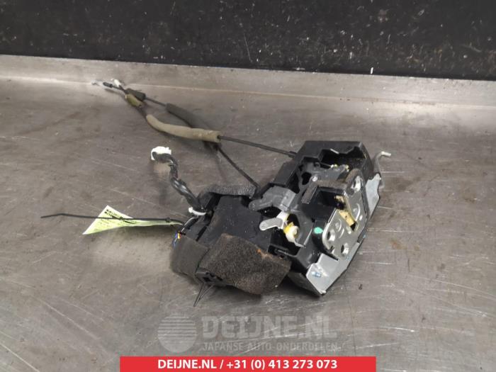 Mazda CX-7 Deurslot Mechaniek 4Deurs rechts-voor O280636