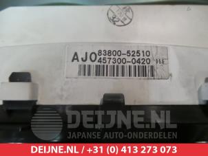 Toyota Yaris Verso Kilometerteller KM O305130 foto 2
