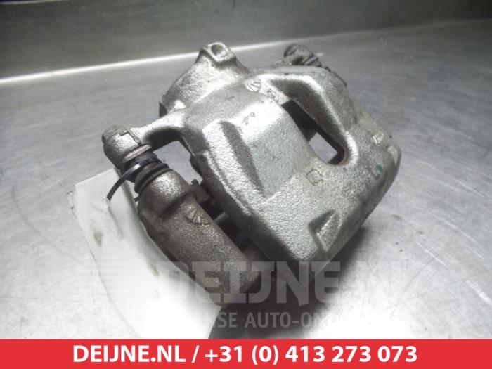Toyota C-HR Remklauw (Tang) links-voor O325746