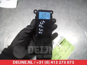 Suzuki Swift Multi-functional window switch O312351 photo 2