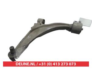 Chevrolet Cruze Front lower wishbone, left O380933 photo 2