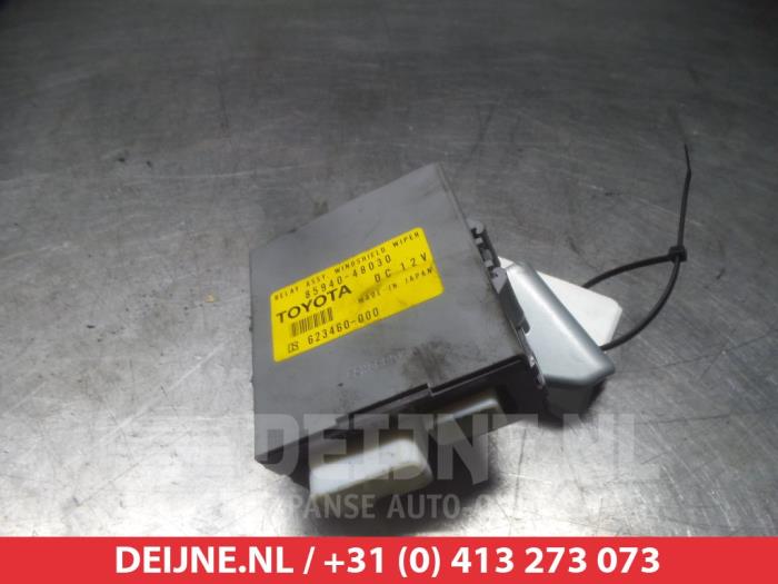 Lexus RX Ruitenwisser Module O309353