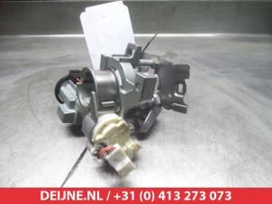 Subaru Justy Ignition lock + key O335175 photo 2
