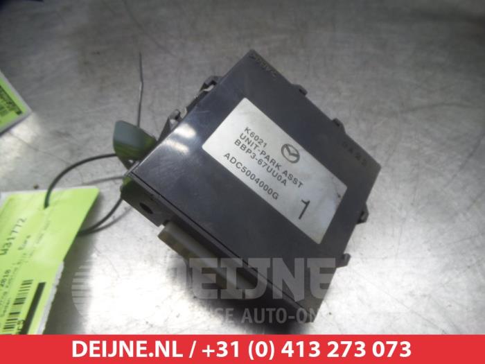 PDC Module van een Mazda 3 (BL12/BLA2/BLB2) 2.2 CITD 16V 185 2010
