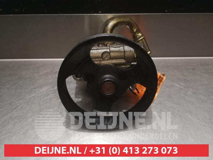 Gebruikte Servopomp Mazda 3 Sport (BK) 1.3i 16V Prijs € 50,00 Margeregeling aangeboden door V.Deijne Jap.Auto-onderdelen BV