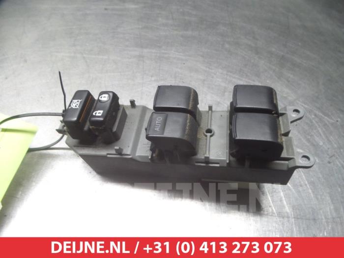 Toyota Auris Combischakelaar ramen O312513