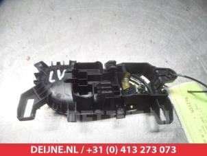 Nissan Qashqai Door handle 4-door, front left O277281 photo 2