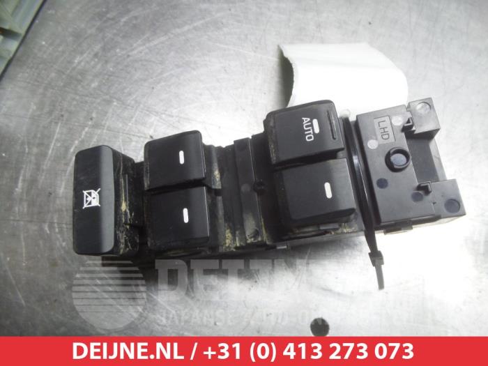 Hyundai I20 Combischakelaar ramen O311574