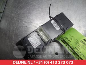 Hyundai I20 Multi-functional window switch O311574 photo 2