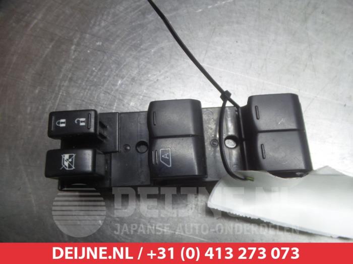 Subaru XV Combischakelaar ramen O311778
