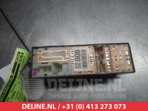 Subaru Forester Multi-functional window switch O311729 photo 2