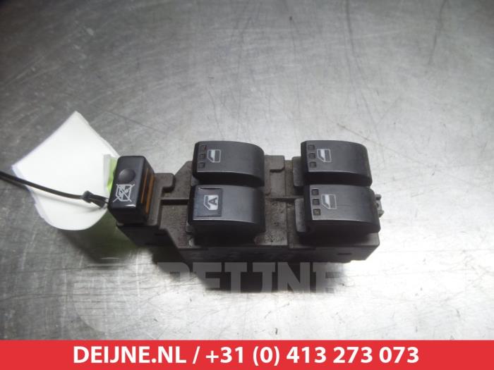 Daihatsu Trevis Multi-functional window switch O312225