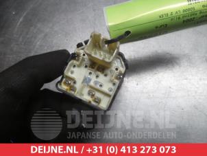 Daewoo Kalos Combischakelaar ramen O311900 foto 2