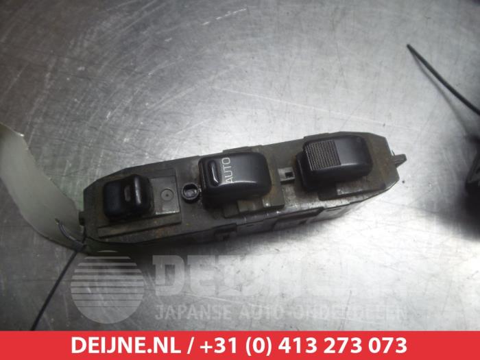 Daihatsu Move Multi-functional window switch O312231