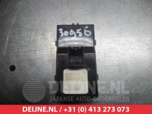 Chevrolet Volt Multi-functional window switch O311368 photo 2