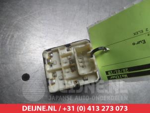 Chevrolet Aveo Kombischalter Fenster O311393 foto 2