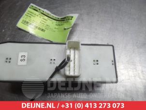 Chevrolet Nubira Multi-functional window switch O311385 photo 2