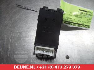 Hyundai I20 Kombischalter Fenster O311575 foto 2