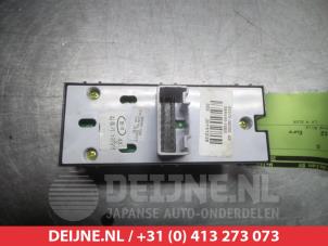 Hyundai I40 Multi-functional window switch O311569 photo 2