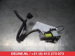 Toyota Yaris Airbag-Sensor O334548 foto 2