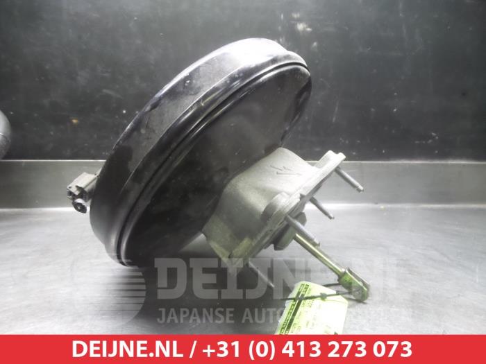 Gebruikte Rembekrachtiger Nissan Qashqai (J11) 1.2 DIG-T 16V Prijs € 50,00 Margeregeling aangeboden door V.Deijne Jap.Auto-onderdelen BV