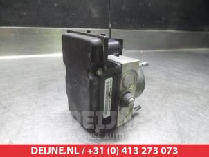 Gebruikte ABS Pomp Nissan Note (E11) 1.5 dCi 86 Prijs € 35,00 Margeregeling aangeboden door V.Deijne Jap.Auto-onderdelen BV