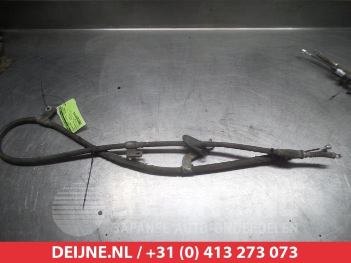 Kia Sportage Parking brake cable O377529