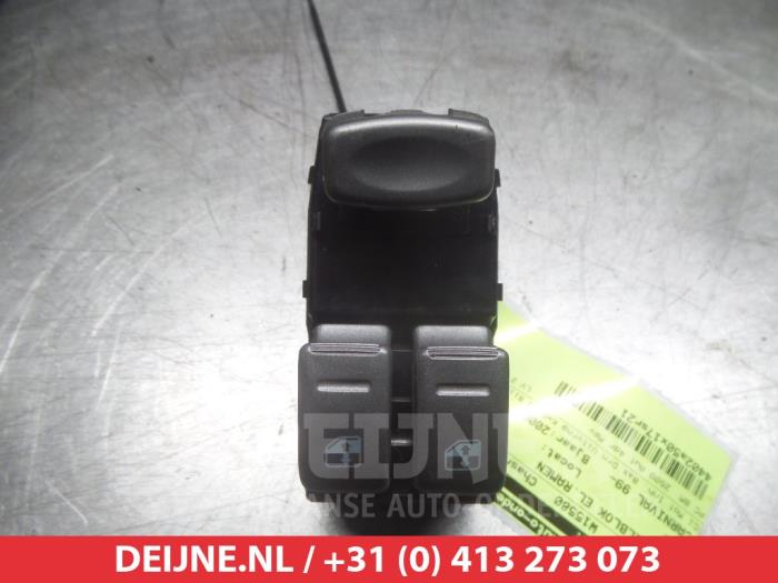 Kia Carnival Combischakelaar ramen O311816