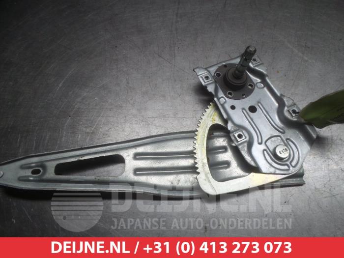 Toyota Yaris Fenstermechanik 4-türig rechts hinten O291761