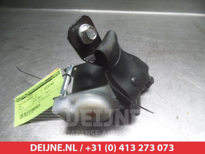 Kia Ceed Veiligheidsgordel links-achter O315734