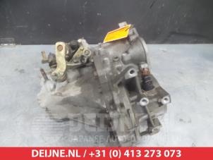 Mitsubishi Lancer Versnellingsbak O372500 foto 2