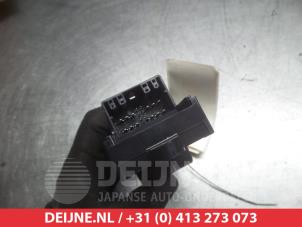 Suzuki Swift Combischakelaar ramen O312354 foto 3