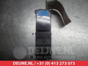 Suzuki Swift Combischakelaar ramen O312354 foto 2