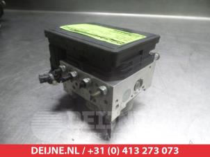 Gebruikte ABS Pomp Mitsubishi Outlander (GF/GG) 2.0 16V PHEV 4x4 Prijs € 50,00 Margeregeling aangeboden door V.Deijne Jap.Auto-onderdelen BV