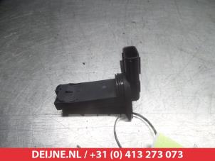 Gebruikte Luchthoeveelheidsmeter Mitsubishi Outlander (GF/GG) 2.0 16V PHEV 4x4 Prijs € 25,00 Margeregeling aangeboden door V.Deijne Jap.Auto-onderdelen BV