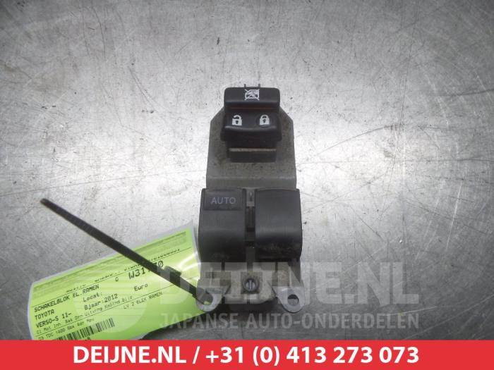 Toyota Verso-S Combischakelaar ramen O312548