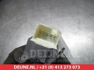 Toyota Verso-S Multi-functional window switch O312548 photo 2