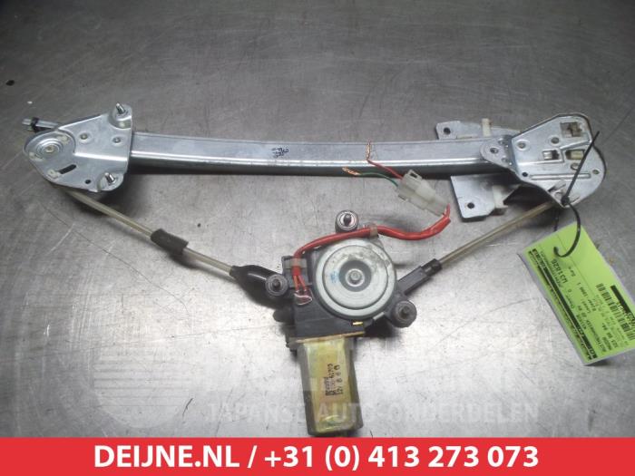 Mazda 323 Fenstermechanik 2-türig rechts vorne O276104