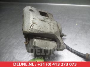Mitsubishi Lancer Remklauw (Tang) links-voor O325181 foto 2