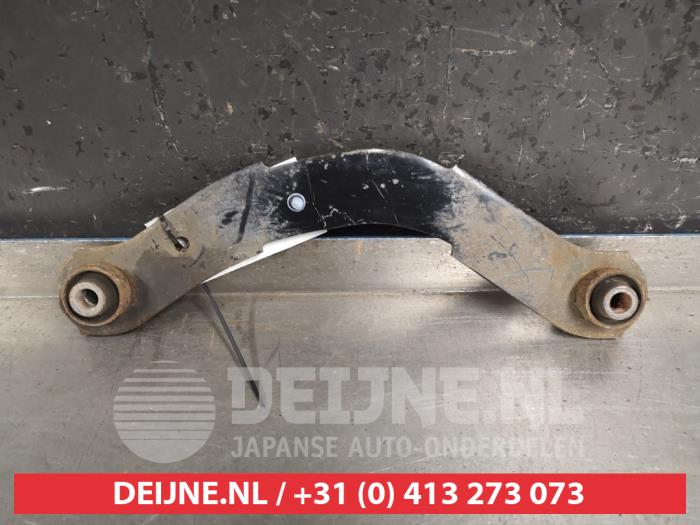 Mitsubishi Lancer Draagarm links-achter O383640